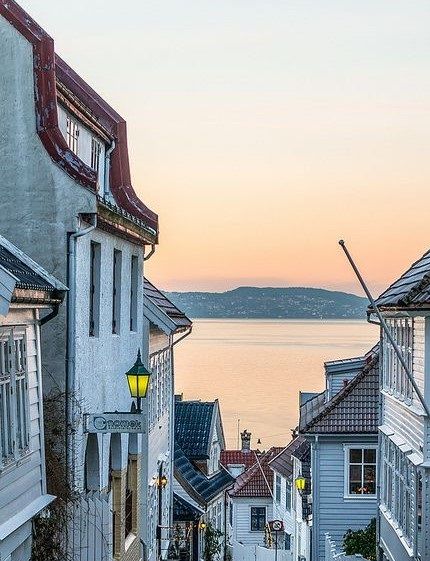Bergen var ett av de ställen som jag orerade i.