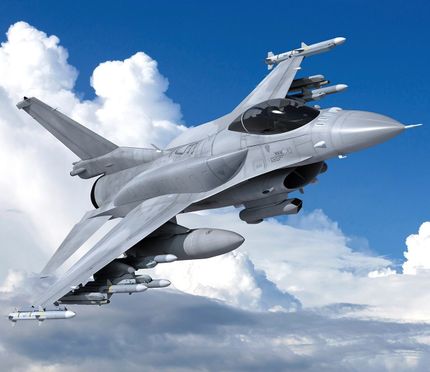 F-16, Fighting Falcon. En konurrent till vårt eget JAS.