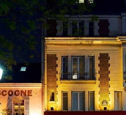 Det fanns många krogar i Montmartre.