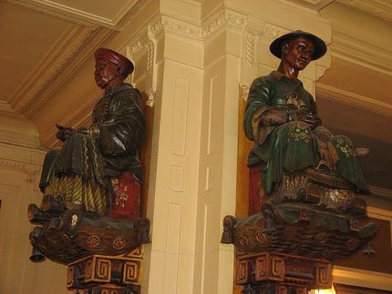 Les Deux Madocs kommer ifrån de här figurerna. Jag har lite svårt att förstå kopplingarna. 