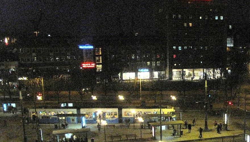 Järntorgen och kvarteren däromkring var väl inte den lämpligaste platsen för unga damer på kvällen.