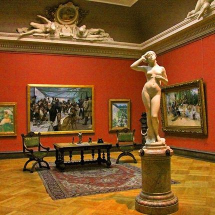 Götebors konstmuseum har bra samlingar. Bland annat den stora tavlan i blickfånget. Se nedan.