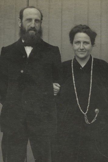 Syskonen Leo och Gertrude Stein. Som samlare av modern konst skulle de bli mycket inflytesrika och betydelsefulla för avantgardet i Paris.