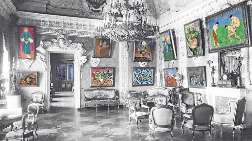 Sergei Shchukin var en stor samlare av Matisse. Han skulle också snart äga ett stort antal Picasso. Det var Matisse som presenterade Shchukin för Picasso.