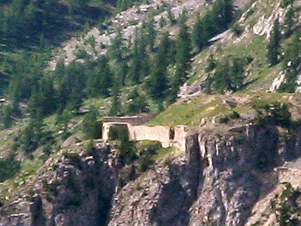 Den franska befästelsen Forte de l'Olive i de otillgängliga Alperna.