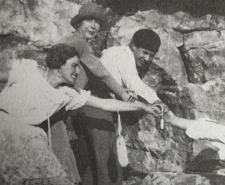 Ett glatt ressällkap någonstan i södra Frankrike 1927. Förutom Grünewalds, så troligen Sigrids halvsyster Karin.