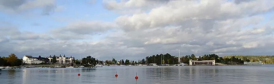 Saltsjöbaden med Baggensfjärden och Hotellviken.